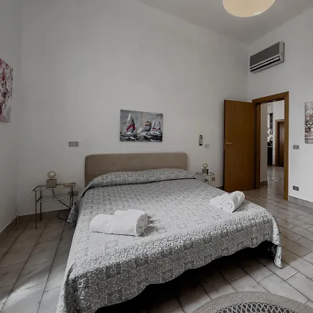 Realkasa Carracci Apartmán Boloňa