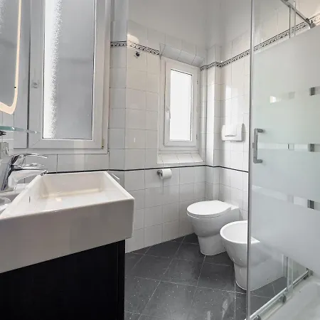 Realkasa Carracci Болонья